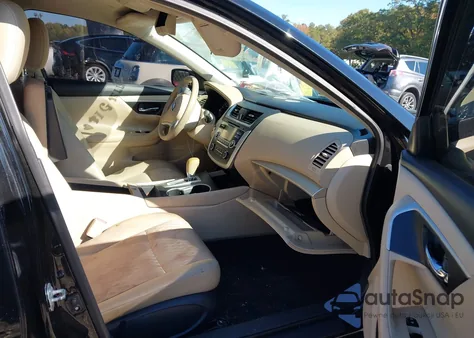 2017 Nissan Altima 2.5 S z USA, uszkodzony, nr VIN 1N4AL3APXHN316387